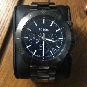 Men’s Fossil watch.